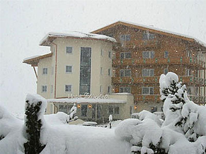 Hotel Elisabeth Fuegen Exterior photo